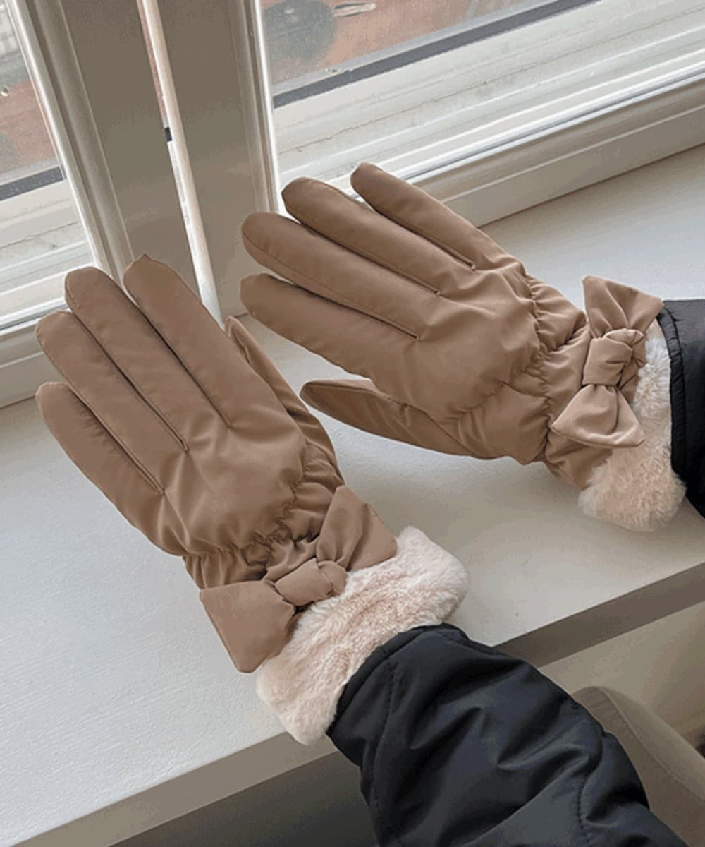 Ribbon Lined Waterproof Touchscreen Gloves