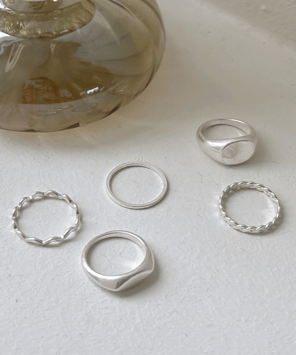 Bold Ring Matte Simple Signet Ring Set