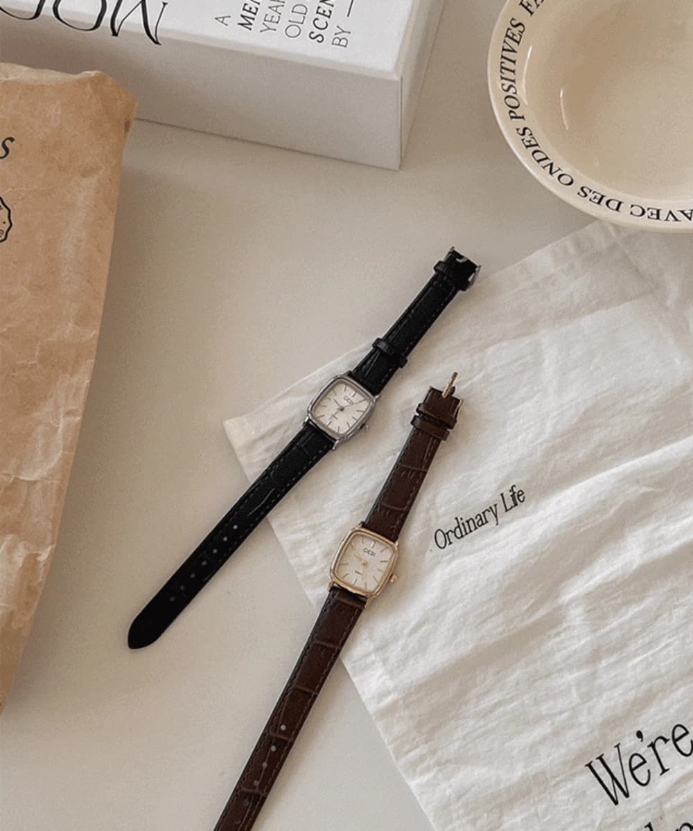 Square Classic Leather Wristwatch