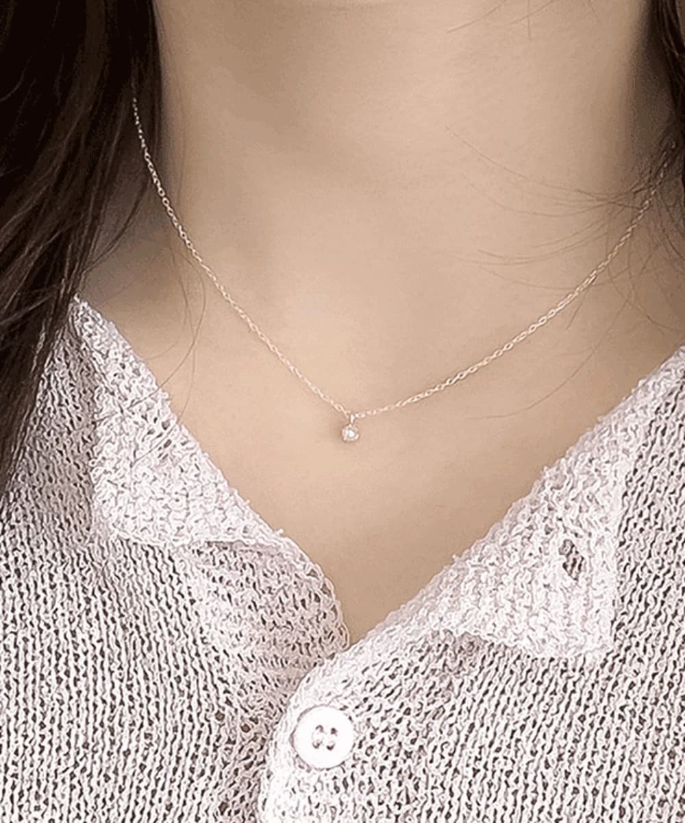 Simple Mini Pendant Necklace