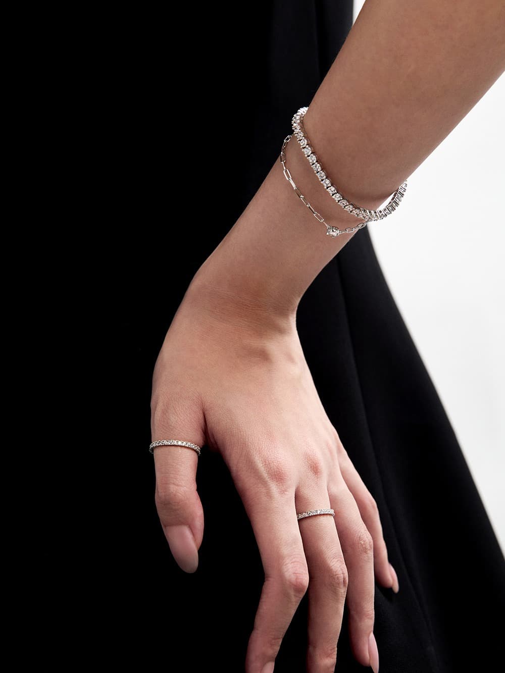 Tennis bracelet